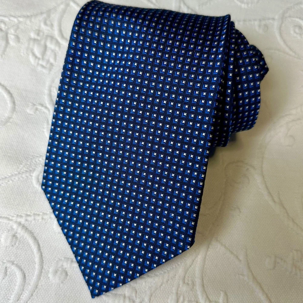 Lauren Ralph Lauren Men's Blue Geometric Silk Necktie Hand Finished Classic Prep